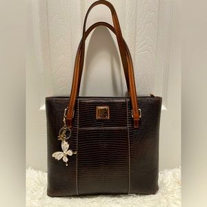 Dooney & Bourke lizard embossed leather small Lexington
